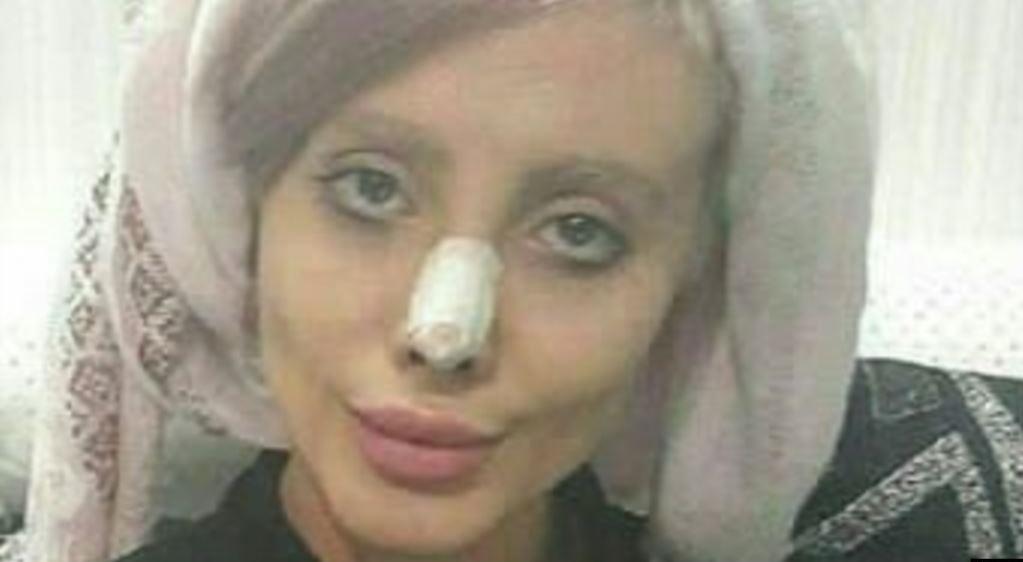 «Зомби Анджелина» попала в тюрьму. Как она? «Зомби Анджелина» попала в тюрьму. Как она?