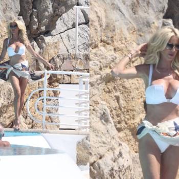 49-летняя Виктория Сильвстедт демонстрирует свое тело в откровенном бикини в Каннах