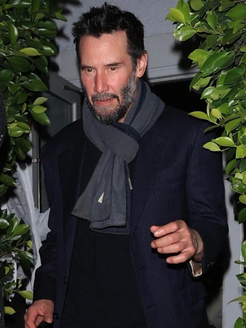 Киану Ривз на свидании