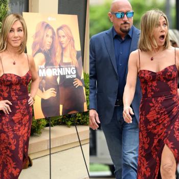 55-летняя Дженнифер Энистон ослепила новой прической на мероприятии, посвященном «Утреннему шоу»