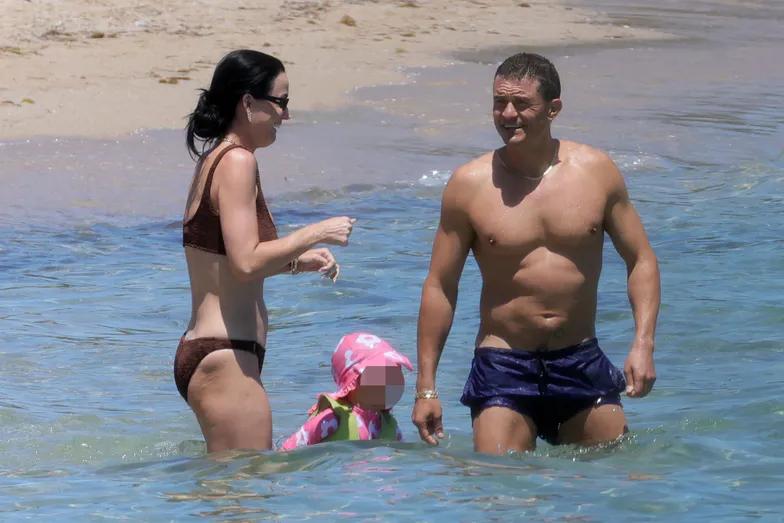 Кэти Перри и Орландо Блум  во время семейного отдыха на Сардинии