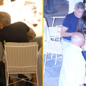 Редкое зрелище: Джордж Клуни и Амаль целуются на романтическом ужине