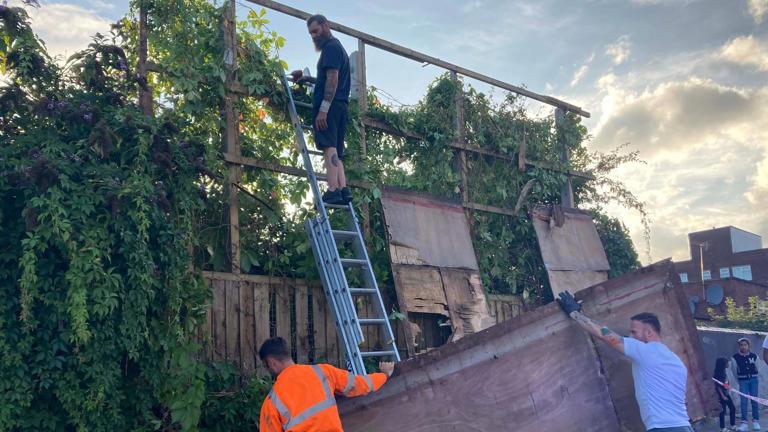 Шестая работа Бэнкси Шестая работа Бэнкси