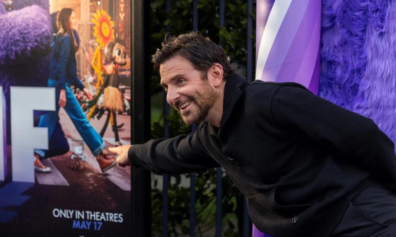 Брэдли Купер с дочерью, на премьере фильма «If»