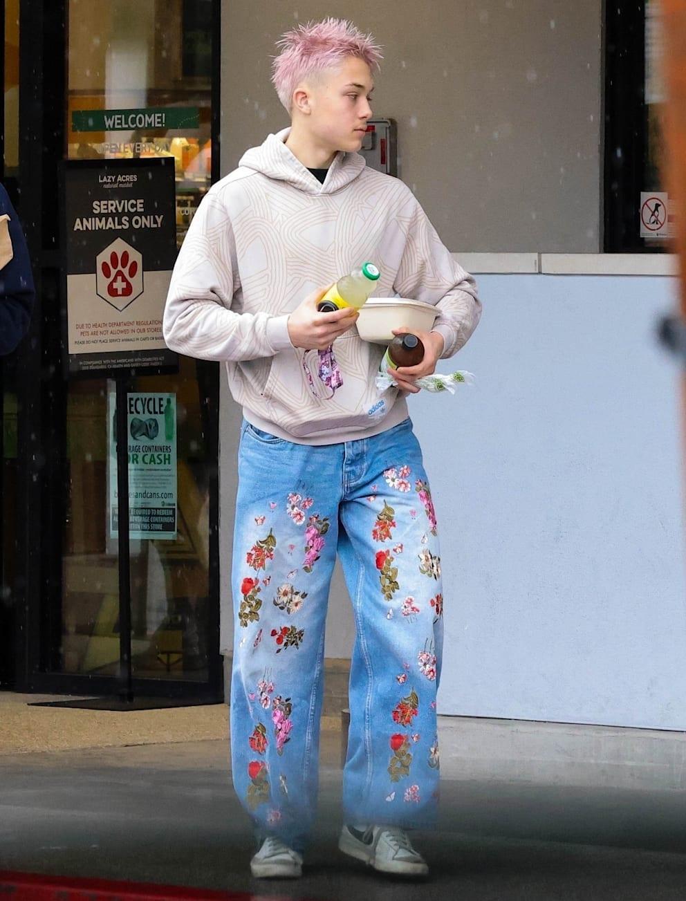 Нокс Джоли-Питт Нокс Джоли-Питт