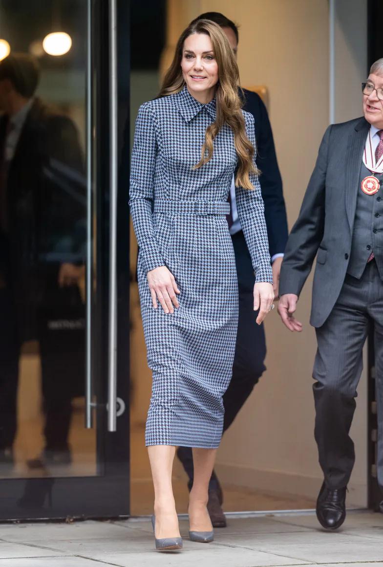 Герцогиня Кейт посетила благотворительную организацию Герцогиня Кейт посетила благотворительную организацию