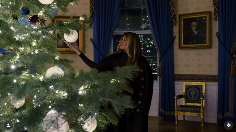 Мелания Трамп продемонстрировала свои рождественские украшения