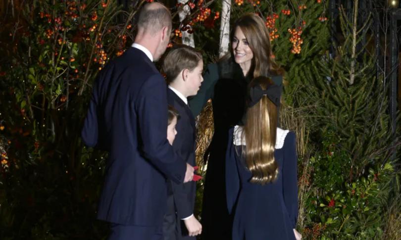 Герцогиня Кейт и принц Уильям с детьми