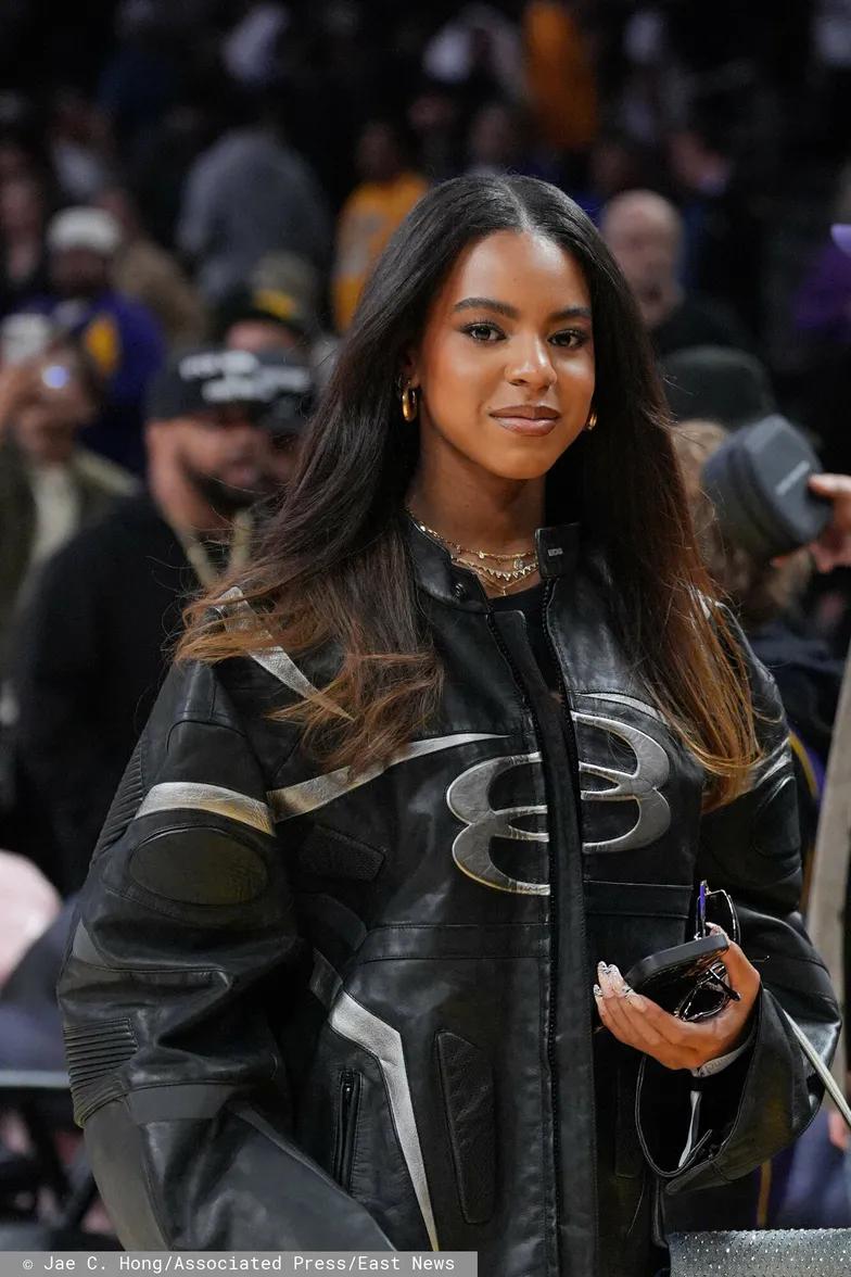 Джей Зи и Блю Айви Картер на матче НБА