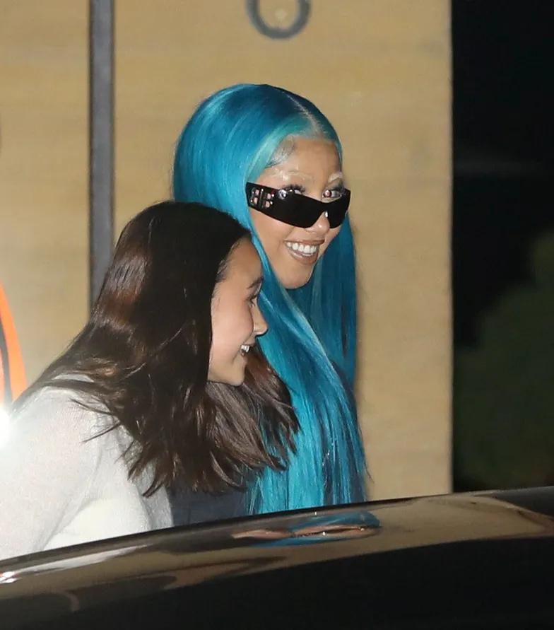 Ким Кардашьян и Норт Уэст сфотографированы в Малибу Ким Кардашьян и Норт Уэст сфотографированы в Малибу