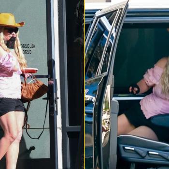 Бритни Спирс наслаждалась отпуском в компании загадочного красавца.