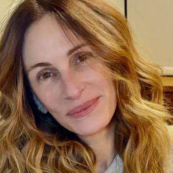 58-летняя Джулия Робертс впечатляет, не нанеся ни грамма макияжа