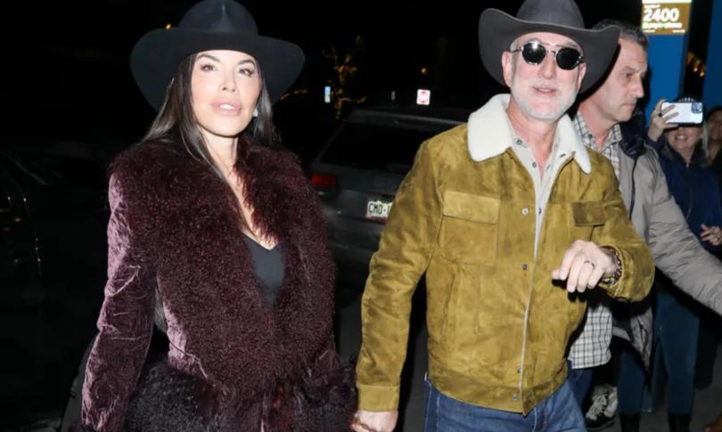 Лорен Санчес и Джефф Безос в ковбойских шляпах