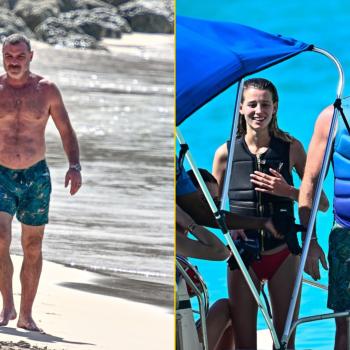 Лив Шрайбер появилась на пляже Барбадоса после «загадочной госпитализации»