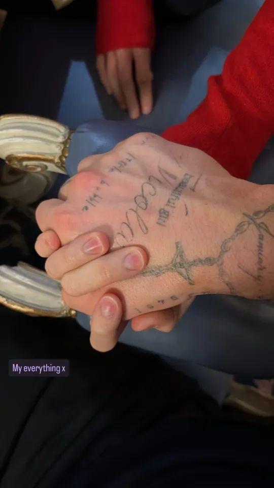 Инстастори Бруклина Бекхэма Инстастори Бруклина Бекхэма