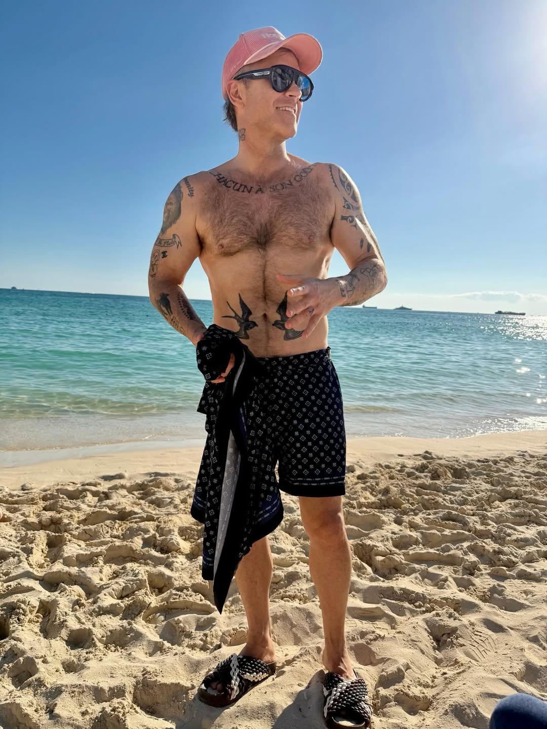 Робби Уильямс показал форму мечты