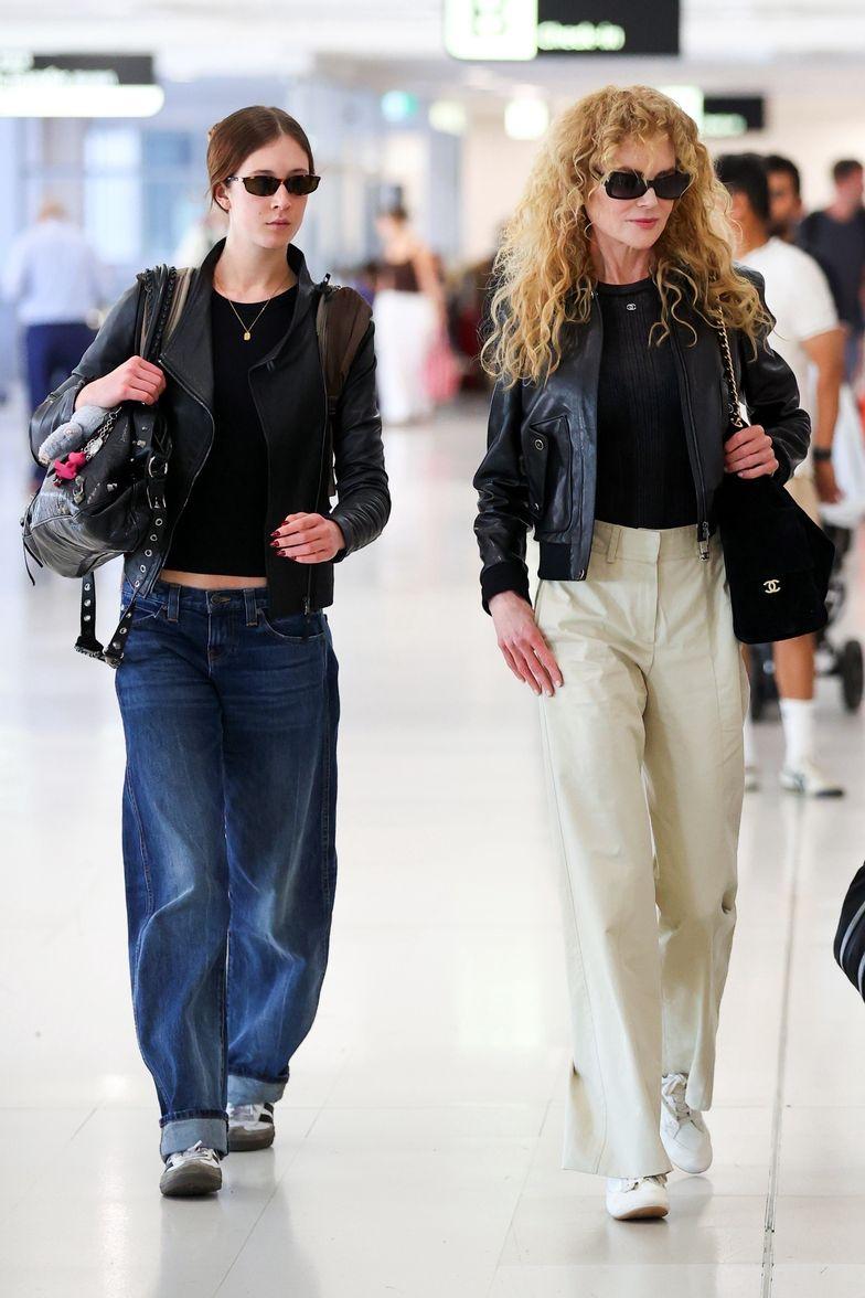 Николь Кидман с дочерью в аэропорту Сиднея Николь Кидман с дочерью в аэропорту Сиднея