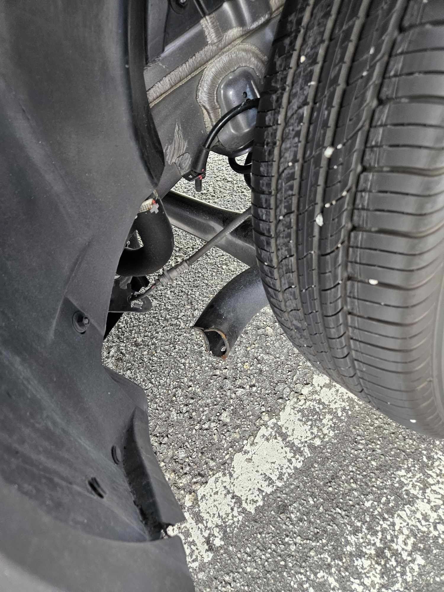 Omoda 5 во время движения потеряла задний мост Omoda 5 во время движения потеряла задний мост