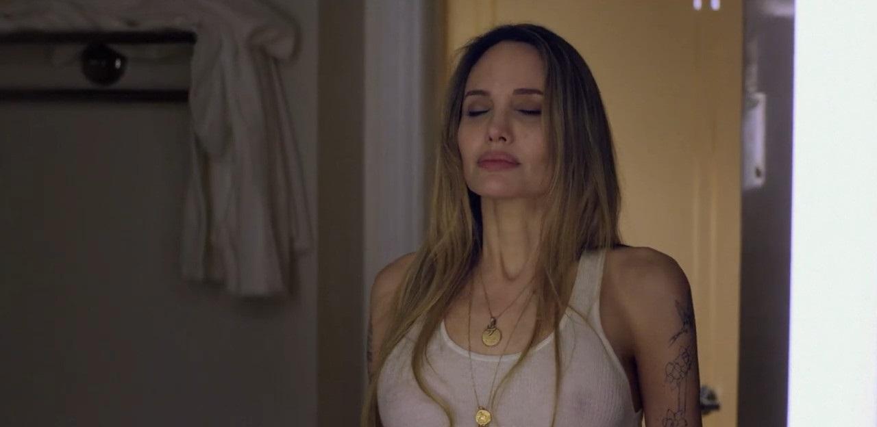 Анджелина Джоли примерила французский и драму:трейлер «Высокой моды» шьёт по живому