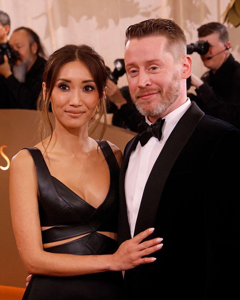 Маколей Калкин и Бренда Сонг на церемонии вручения премии «Золотой глобус».