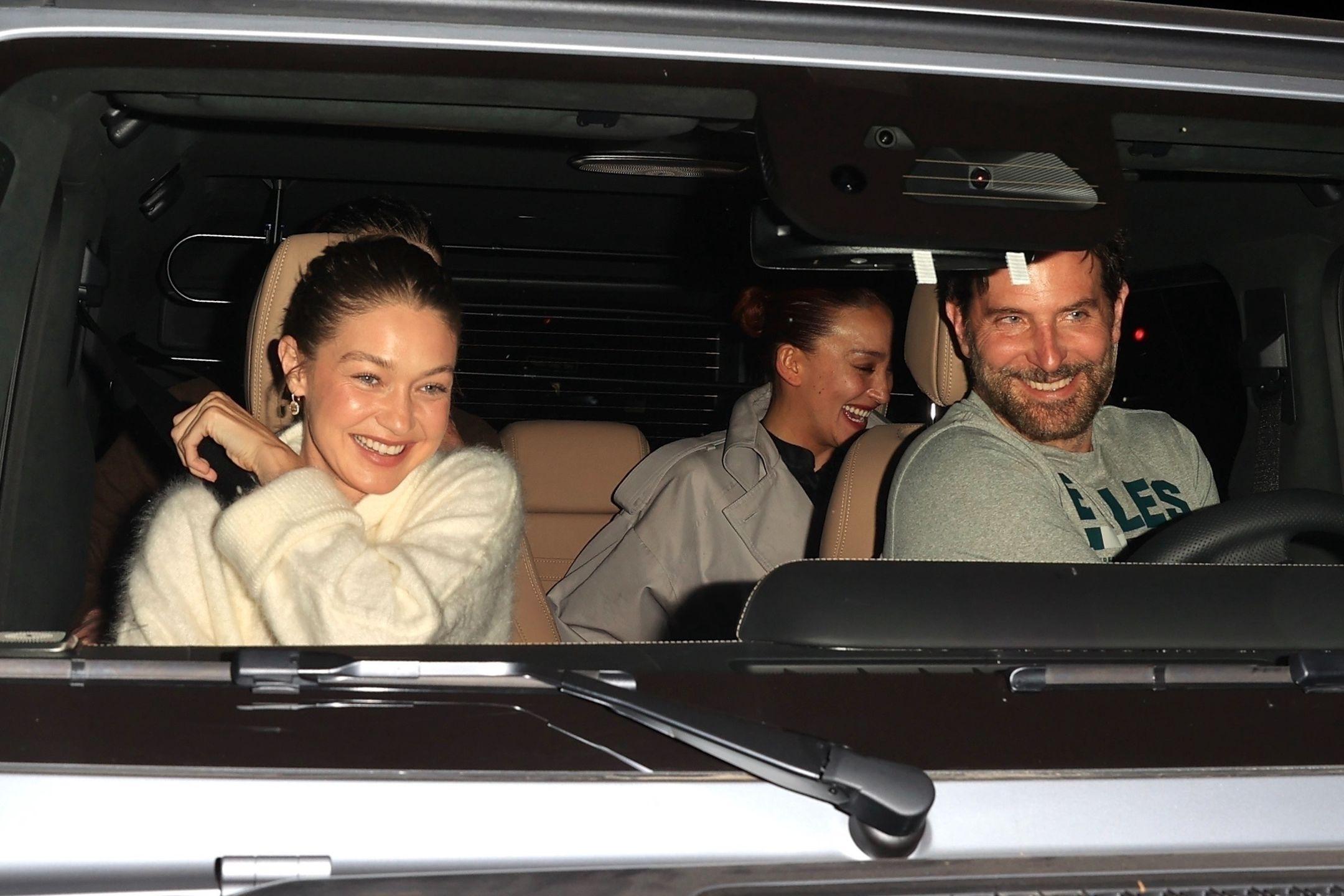 Брэдли Купер и Джиджи Хадид направляются на ужин.