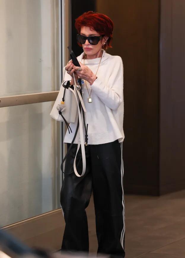 Худая Шэрон Осборн отправляется на обед в Беверли-Хиллз